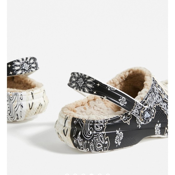 Crocs Bandana Print Classic Lined Clogs main image 7